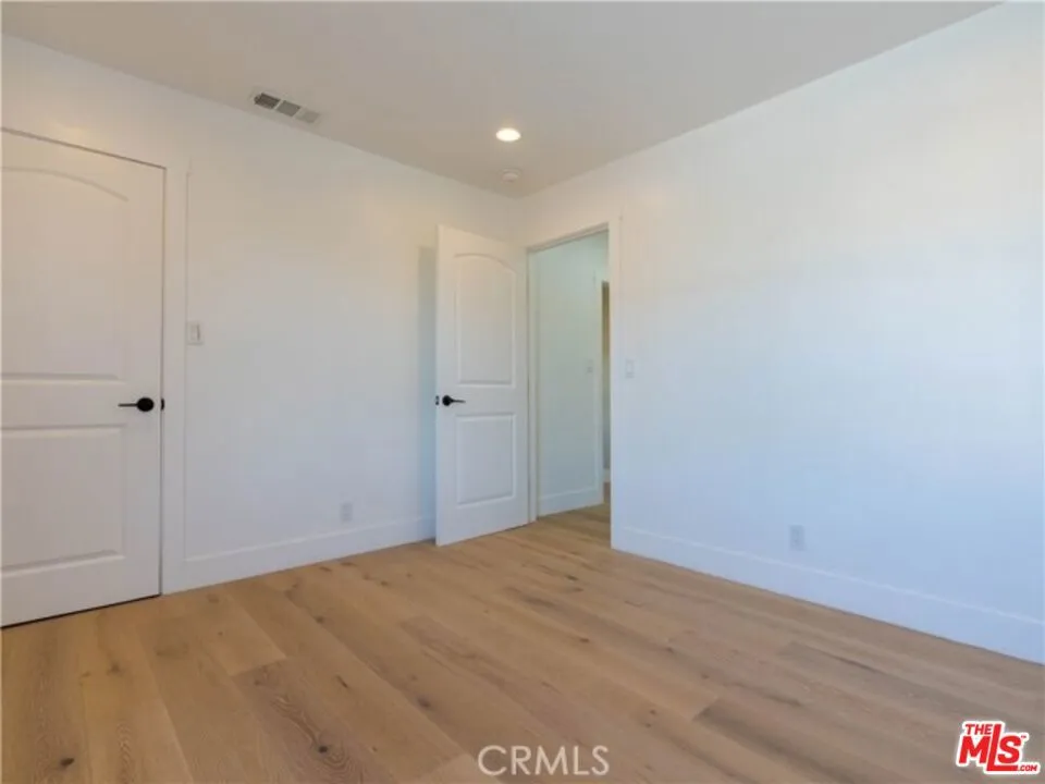 1812 W 51st Street, Los Angeles, California 90062 home-pic-32